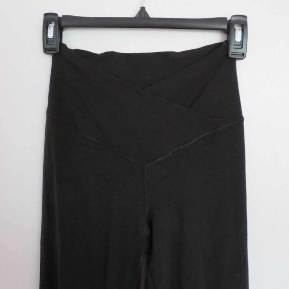 OFFLINE By Aerie Real Me High Waisted Crossover Flare Legging, Size Medium